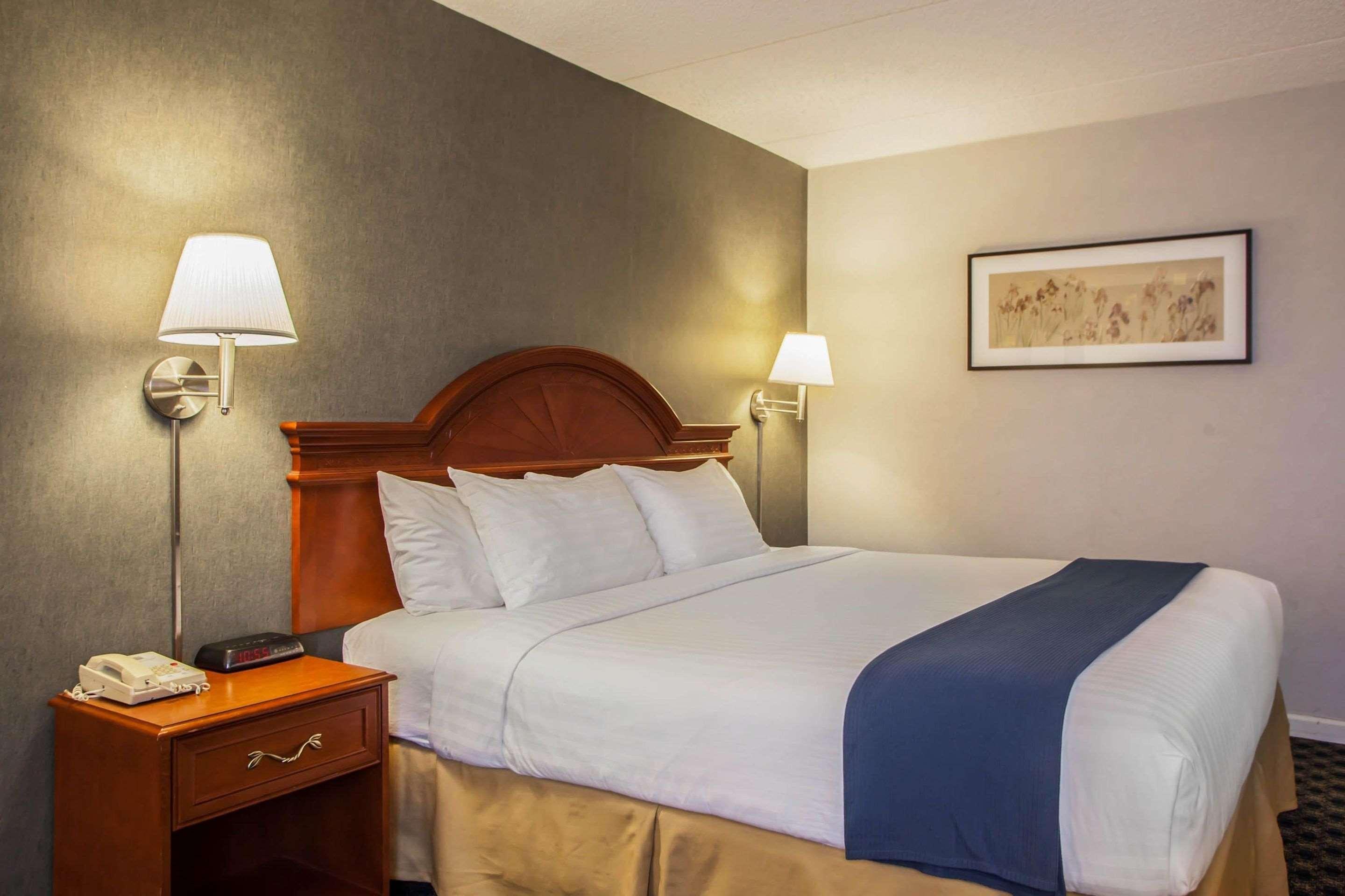 סנט צ'ארלס Quality Inn & Suites St Charles -West Chicago מראה חיצוני תמונה