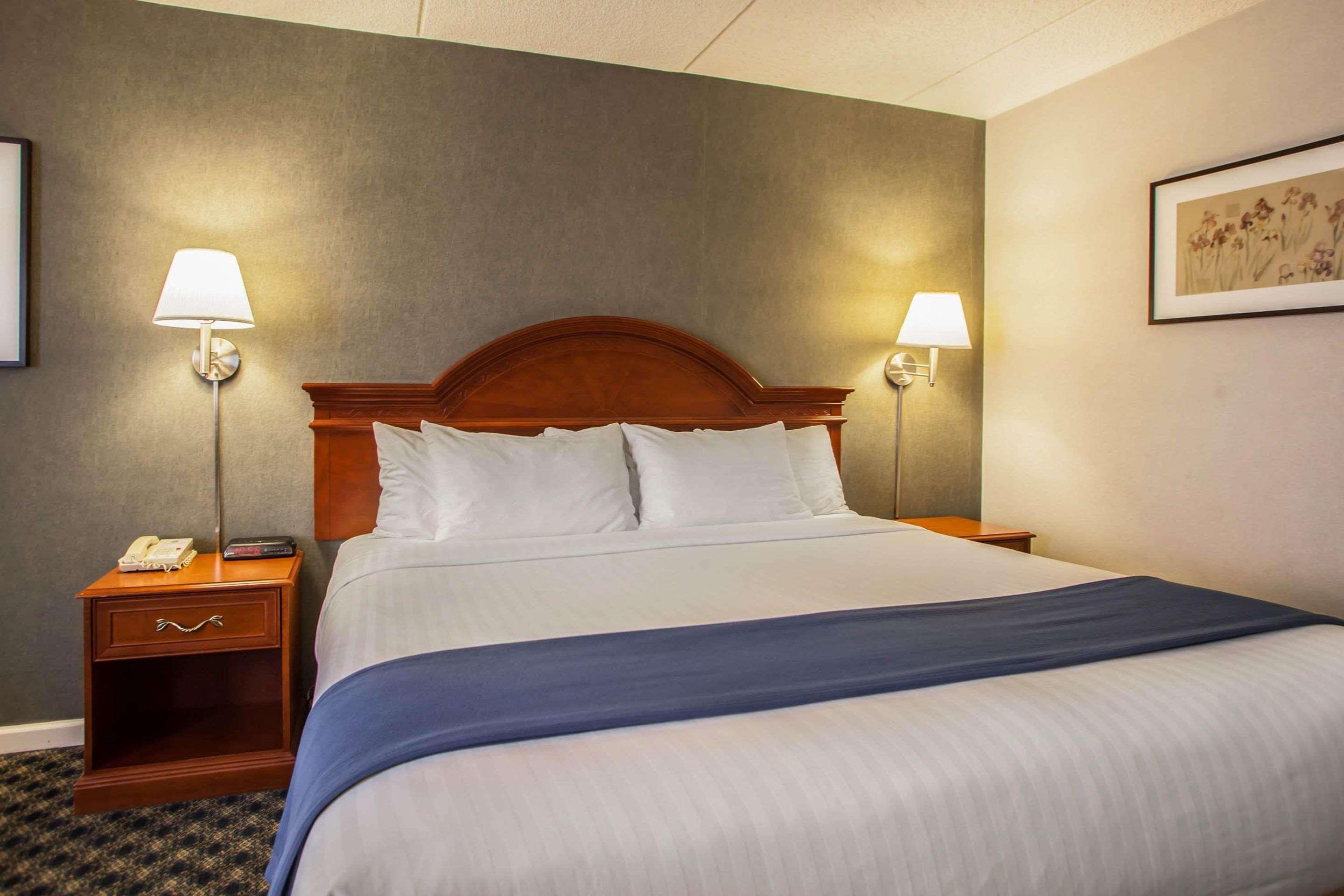 סנט צ'ארלס Quality Inn & Suites St Charles -West Chicago מראה חיצוני תמונה