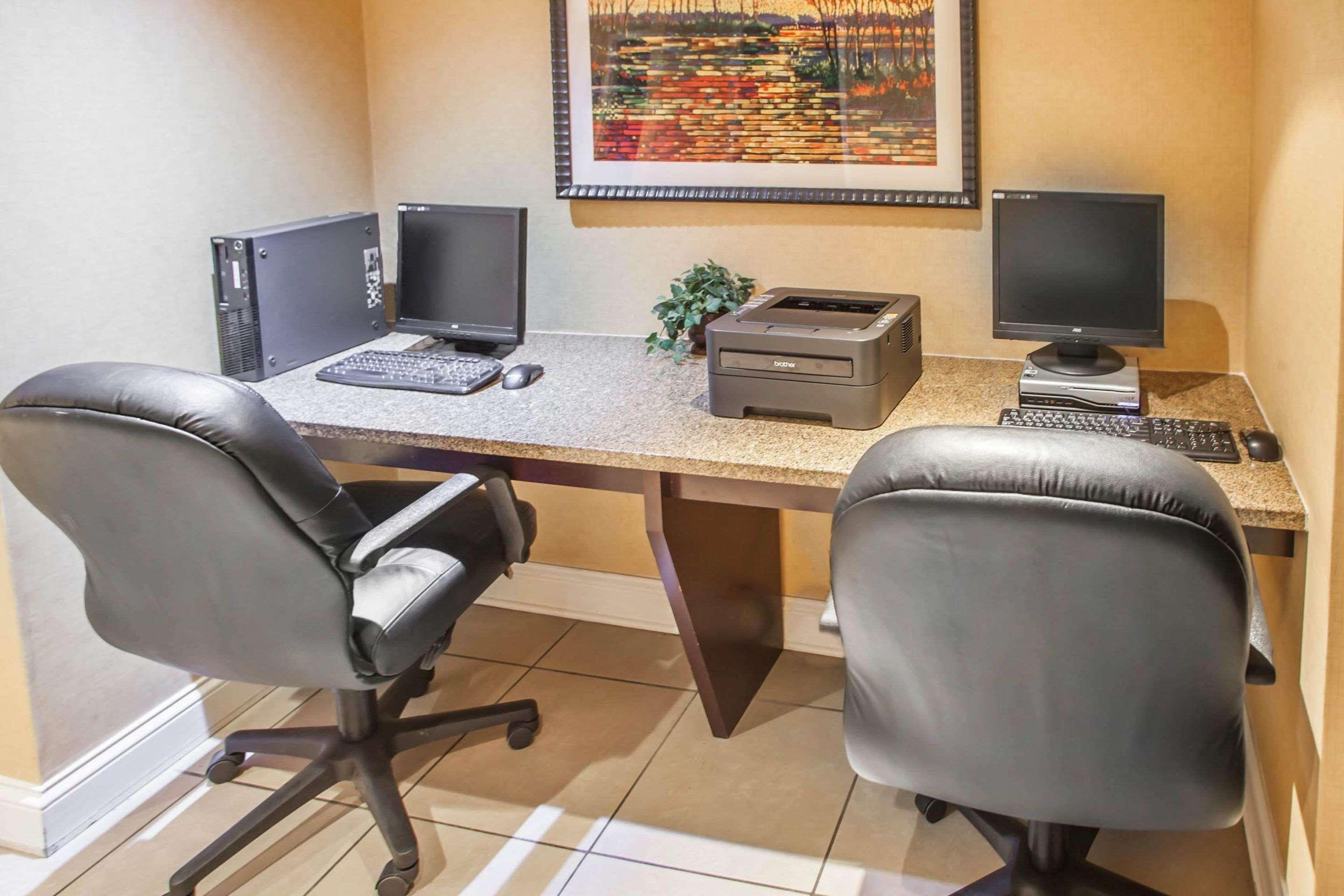סנט צ'ארלס Quality Inn & Suites St Charles -West Chicago מראה חיצוני תמונה